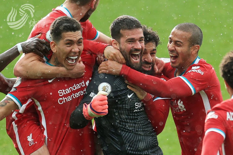 符合中国足 符合中国足