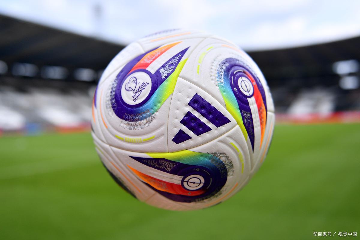 曼联的新球 曼联的新球