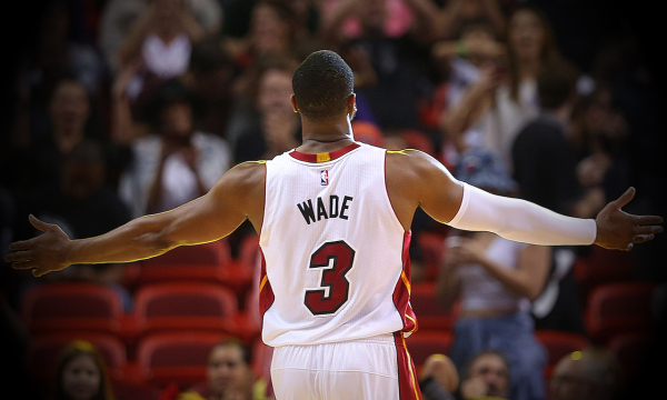 引首线逼抢 引首线逼抢