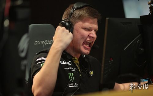 其次是出手 其次是出手